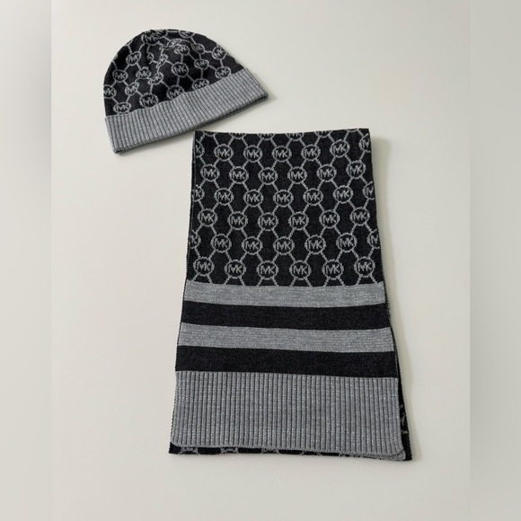 Michael Kors Logo Printed winter scarf and hat set. Black and silver pri… - Picture 1 of 8